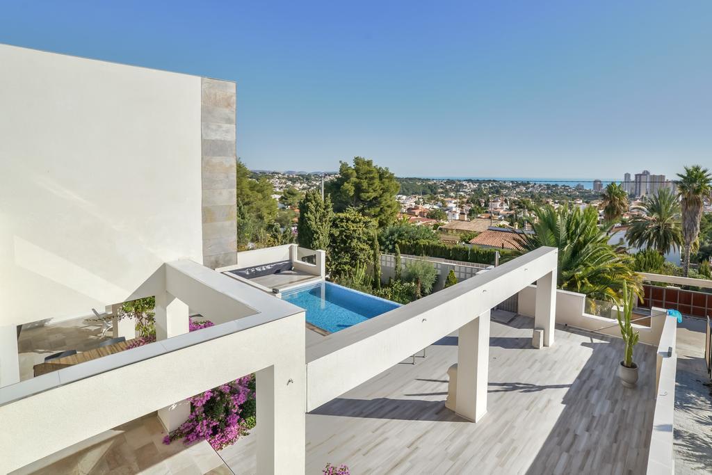 Villa Royale Private Pool Top Of The Hill Superb Views 卡尔佩 外观 照片