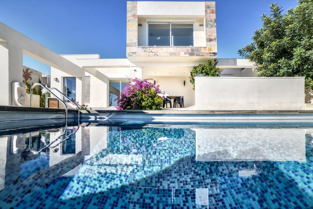 Villa Royale Private Pool Top Of The Hill Superb Views 卡尔佩 外观 照片